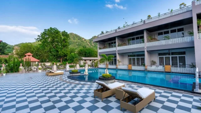 Mountain-Creek-Udaipur
